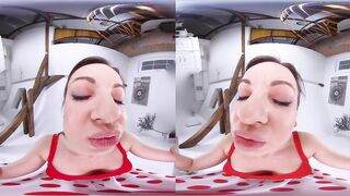 Czech VR Fetish 237 - Sweet Pee